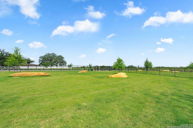 16185 Farmer, Lytle, TX 78052
