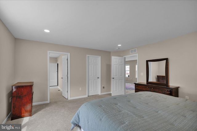 81 CREEKSIDE DRIVE, Lebanon, PA 17042