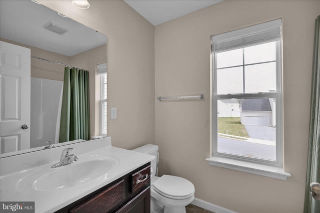 81 CREEKSIDE DRIVE, Lebanon, PA 17042