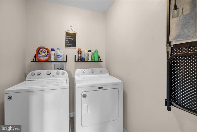 81 CREEKSIDE DRIVE, Lebanon, PA 17042