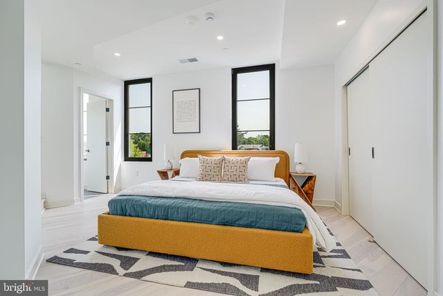 2901 NEWARK ST NW, Washington, DC 20008