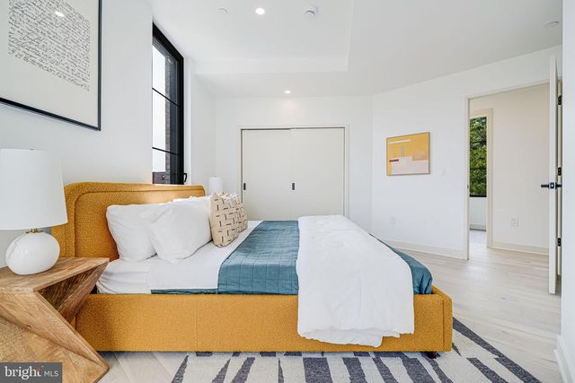 2901 NEWARK ST NW, Washington, DC 20008