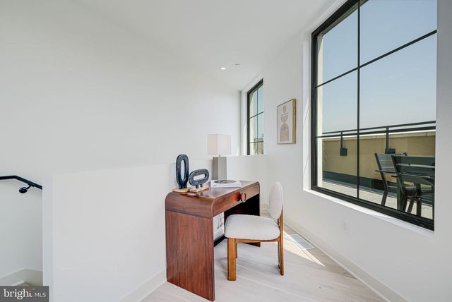 2901 NEWARK ST NW, Washington, DC 20008