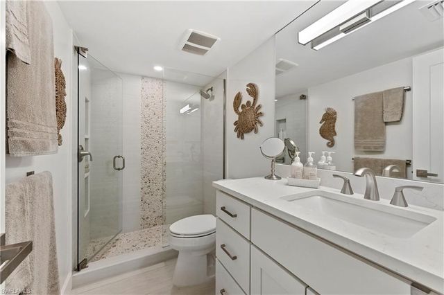 1686 Blue Point AVE # B5, Naples, FL 34102