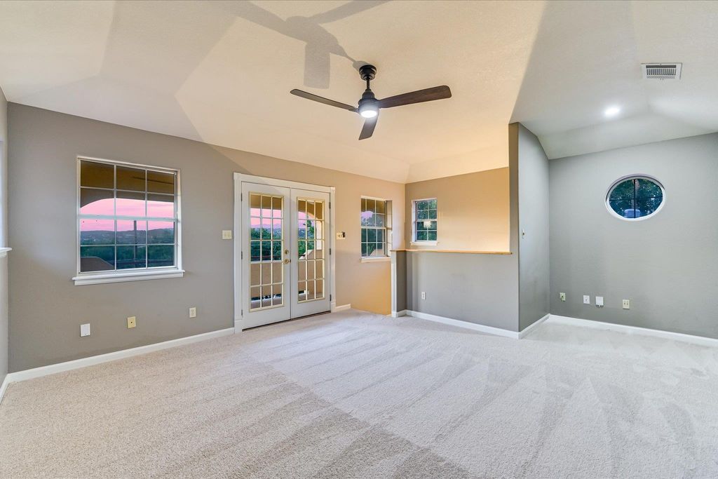 2405 Bahama RD, Austin, TX 78733