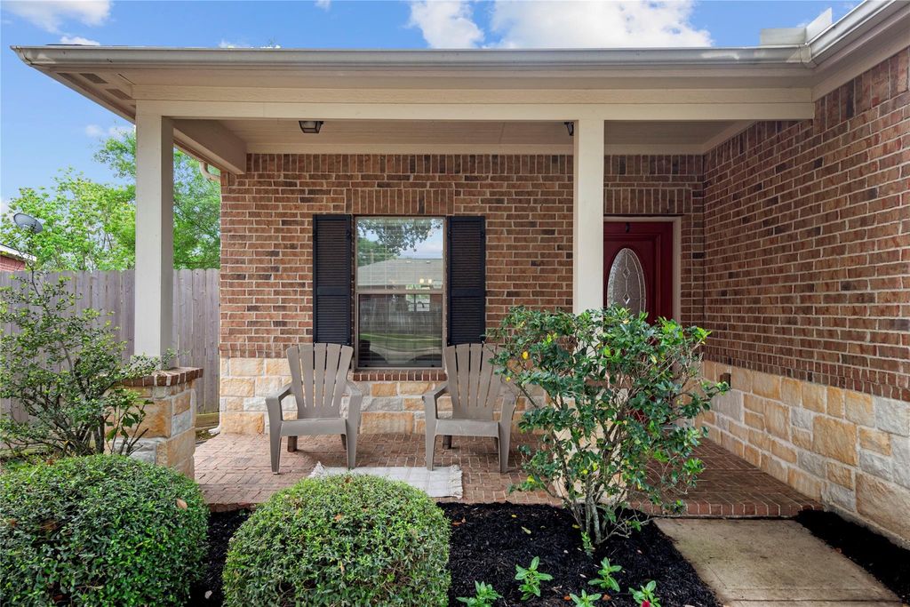 23827 S Newport Bend, Katy, TX 77494