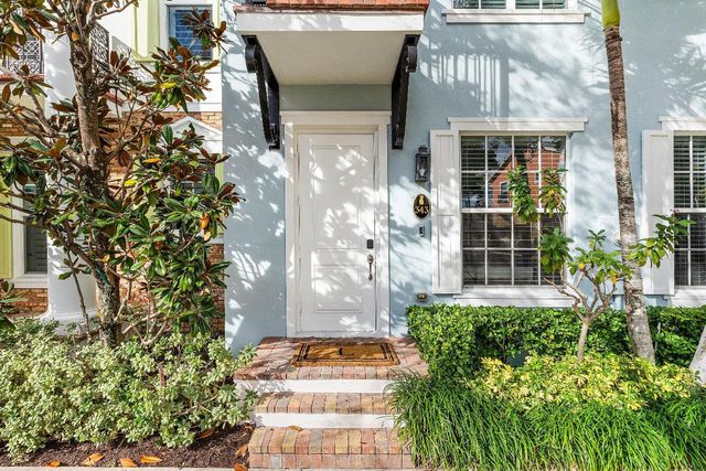 343 E Cannery Row Circle, Delray Beach, FL 33444