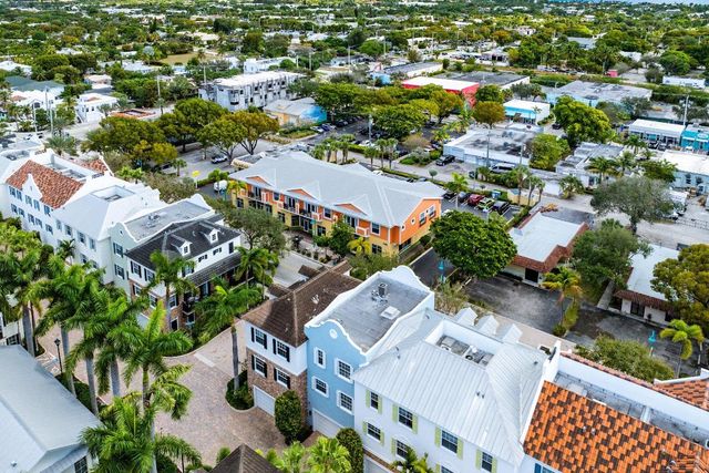 343 E Cannery Row Circle, Delray Beach, FL 33444