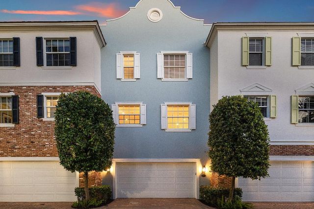 343 E Cannery Row Circle, Delray Beach, FL 33444