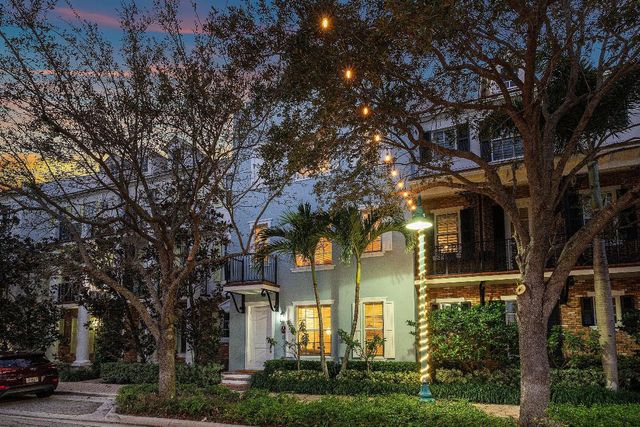 343 E Cannery Row Circle, Delray Beach, FL 33444