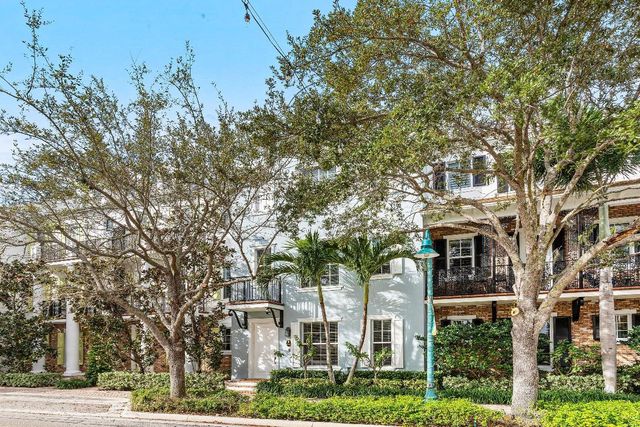 343 E Cannery Row Circle, Delray Beach, FL 33444