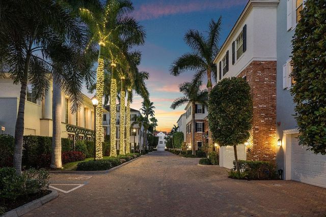 343 E Cannery Row Circle, Delray Beach, FL 33444