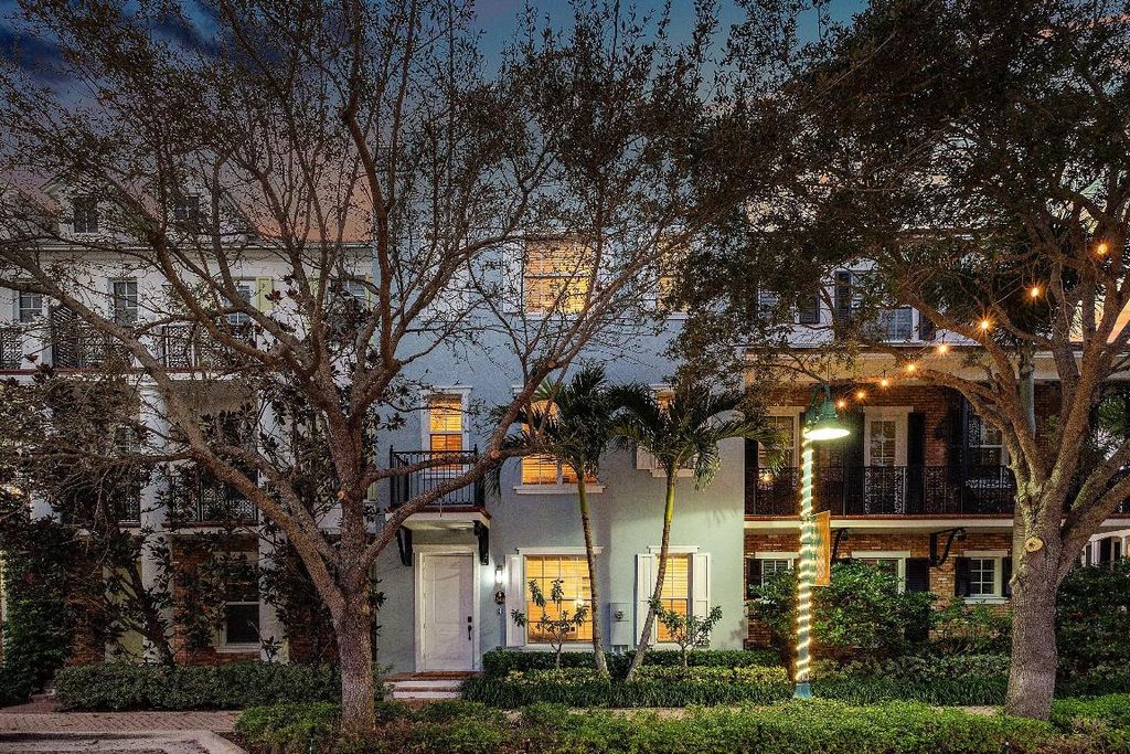 343 E Cannery Row Circle, Delray Beach, FL 33444