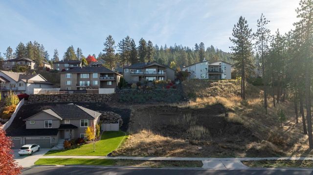 9406 N Phoebe St, Spokane, WA 99208