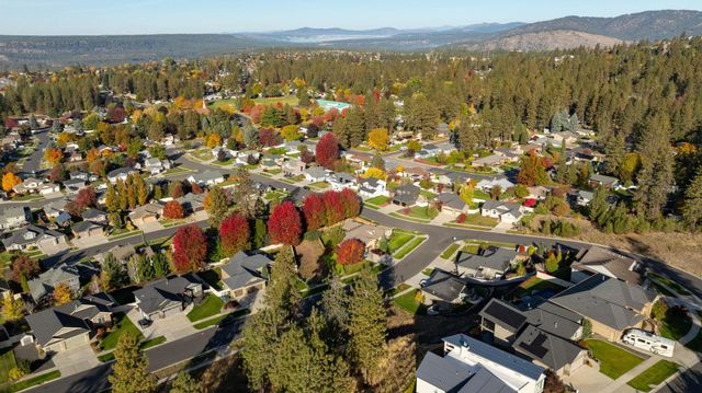 9406 N Phoebe St, Spokane, WA 99208