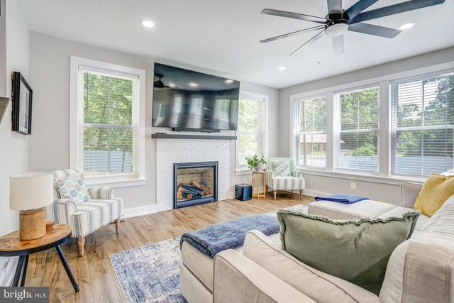8331 WOODLAND RD, Pasadena, MD 21122