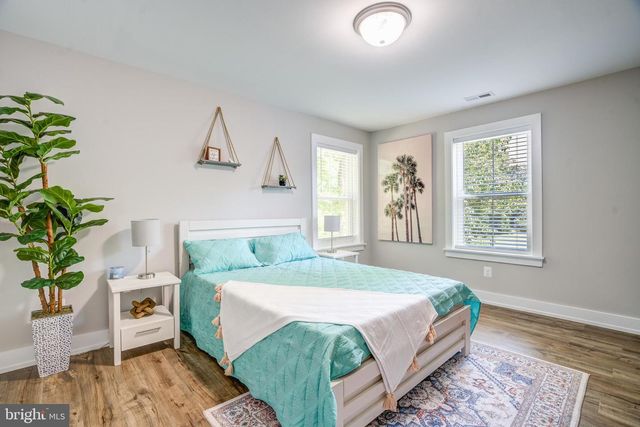 8331 WOODLAND RD, Pasadena, MD 21122