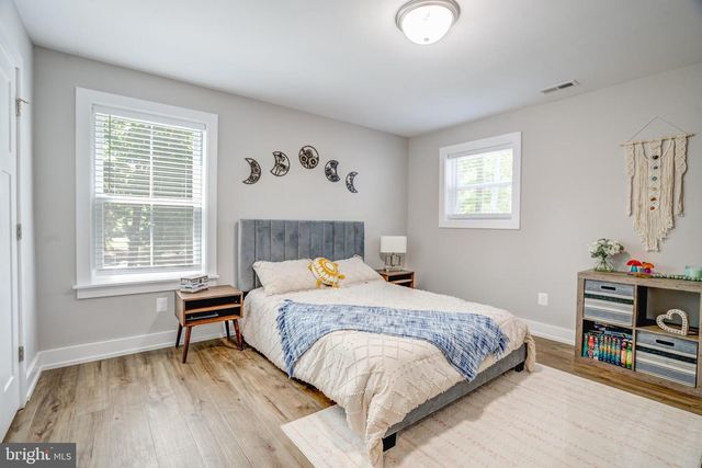 8331 WOODLAND RD, Pasadena, MD 21122