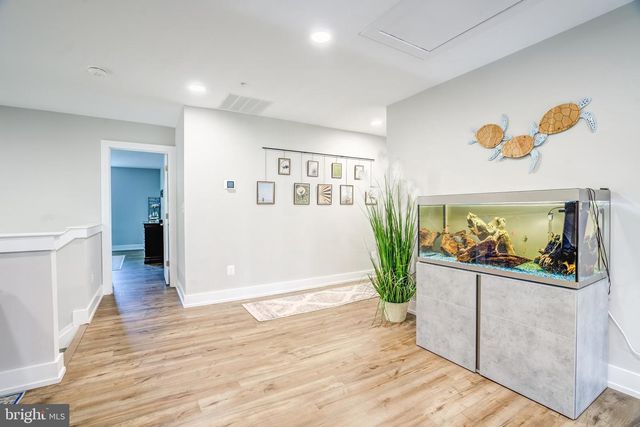 8331 WOODLAND RD, Pasadena, MD 21122