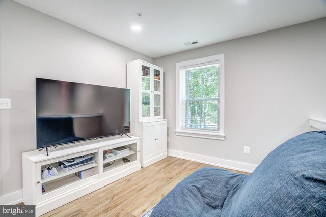 8331 WOODLAND RD, Pasadena, MD 21122
