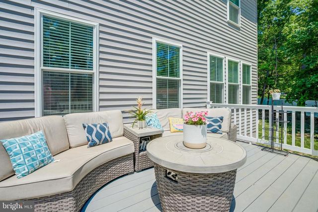 8331 WOODLAND RD, Pasadena, MD 21122