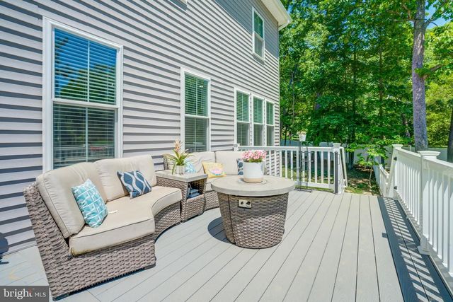 8331 WOODLAND RD, Pasadena, MD 21122