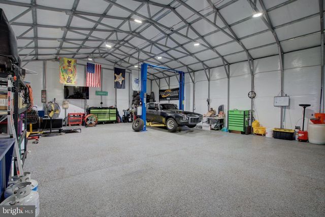 8331 WOODLAND RD, Pasadena, MD 21122