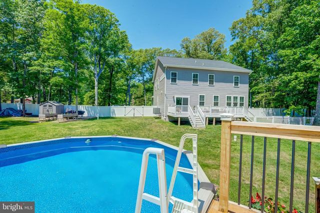8331 WOODLAND RD, Pasadena, MD 21122