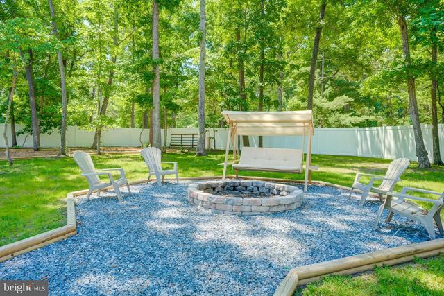8331 WOODLAND RD, Pasadena, MD 21122