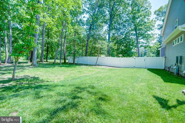 8331 WOODLAND RD, Pasadena, MD 21122