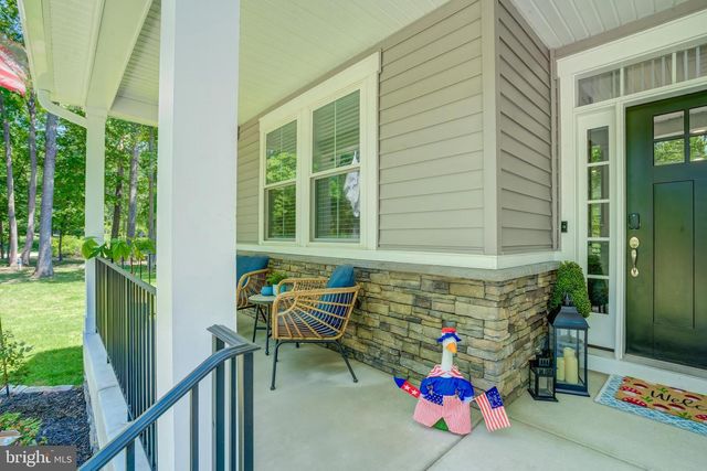 8331 WOODLAND RD, Pasadena, MD 21122