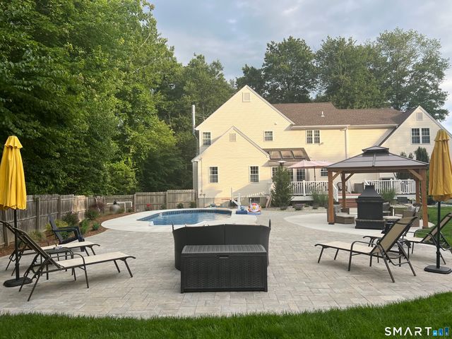 29 Daniel Drive, Colchester, CT 06415