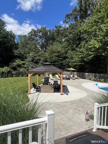 29 Daniel Drive, Colchester, CT 06415