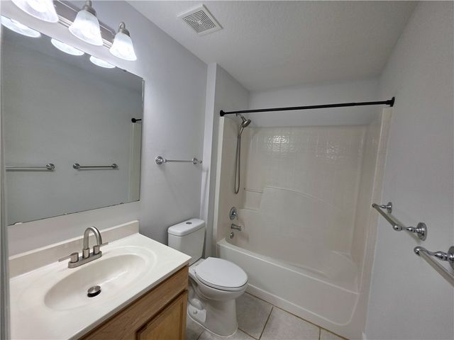 5230 Compass Pointe Circle, Vero Beach, FL 32966
