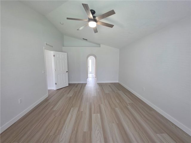 5230 Compass Pointe Circle, Vero Beach, FL 32966