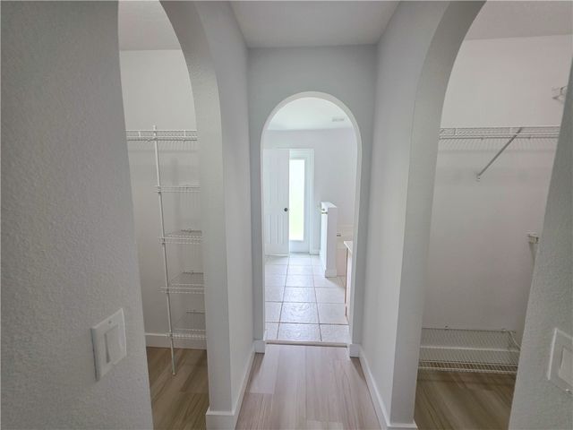 5230 Compass Pointe Circle, Vero Beach, FL 32966