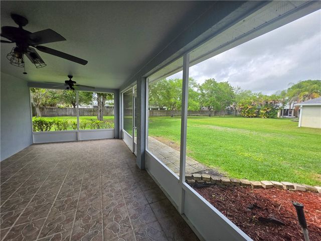 5230 Compass Pointe Circle, Vero Beach, FL 32966