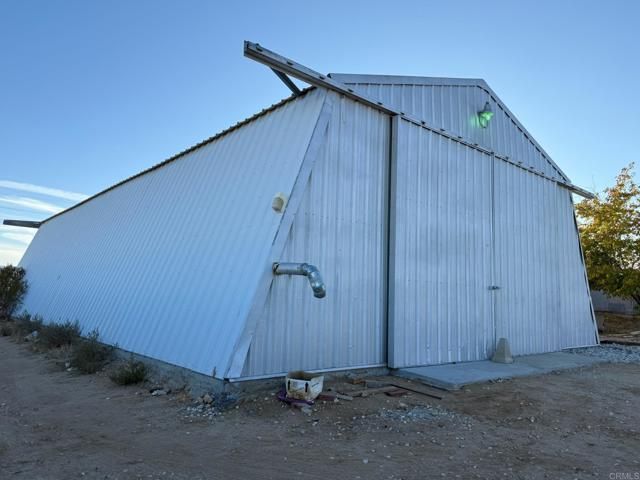 56166 Handley Road, Yucca Valley, CA 92284