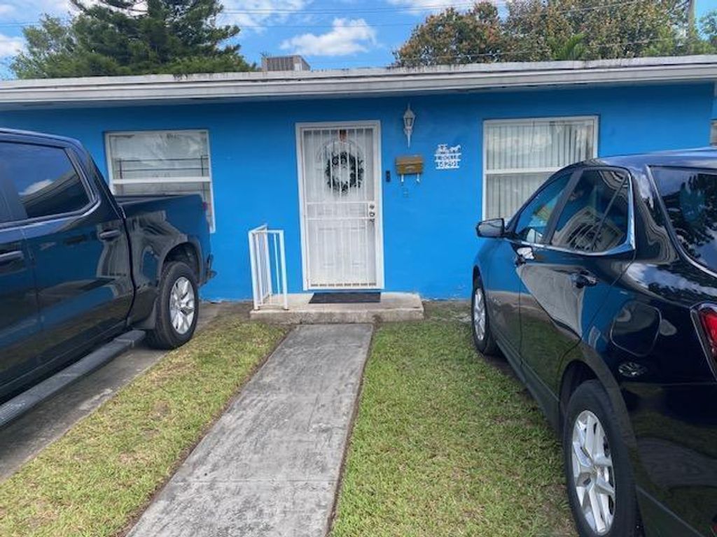 14291 Polk Street, Miami, FL 33176