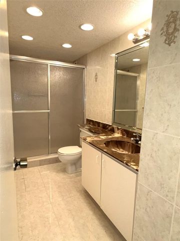 111 Briny Avenue 806, Pompano Beach, FL 33062