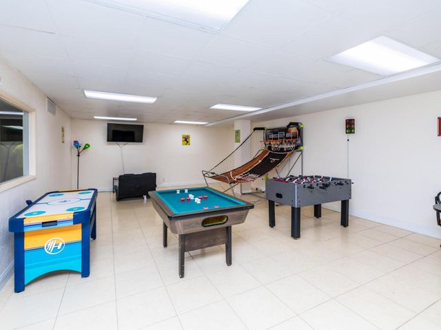 111 Briny Avenue 806, Pompano Beach, FL 33062