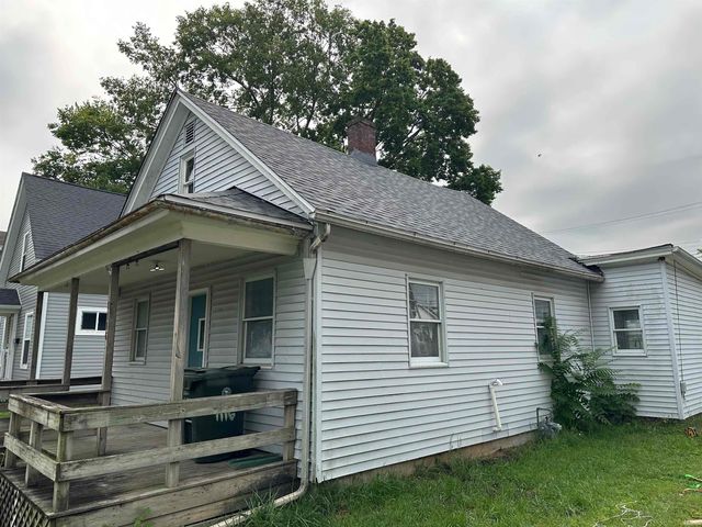 1116 Bowman Street, South Bend, IN 46613