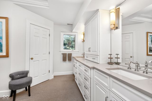 64 E 73rd Street, Indianapolis, IN 46240