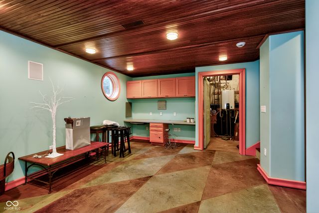 64 E 73rd Street, Indianapolis, IN 46240