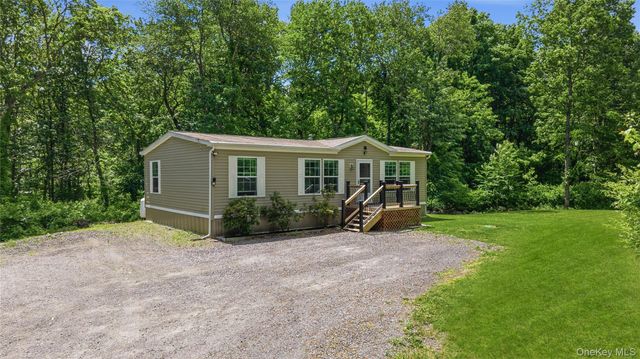 239-241 Fosler Road, Highland, NY 12528