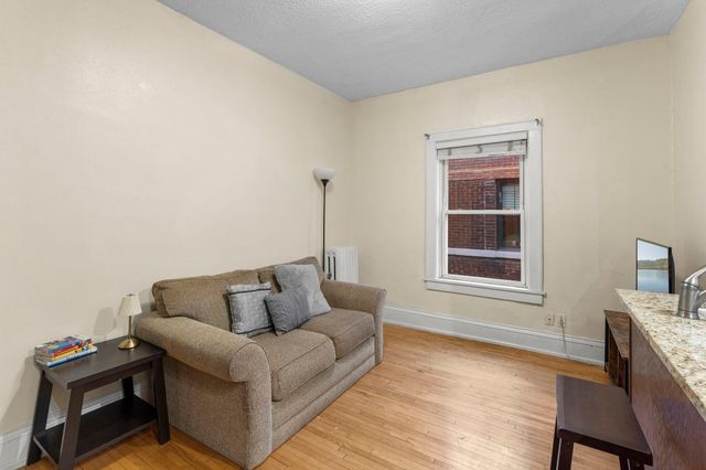 2881 Irving Avenue S 306, Minneapolis, MN 55408