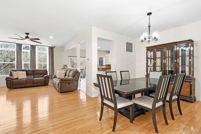 18 Clearwater Court, Beacon, NY 12508