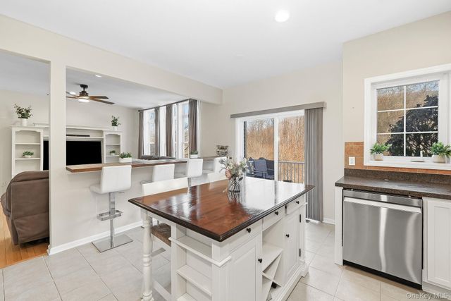 18 Clearwater Court, Beacon, NY 12508