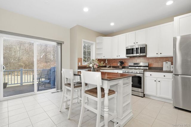 18 Clearwater Court, Beacon, NY 12508