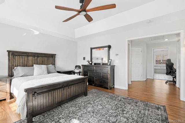 18 Clearwater Court, Beacon, NY 12508